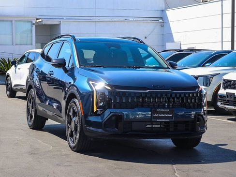 Certified 2026 Kia Sportage X-Line AWD/4WD image 3