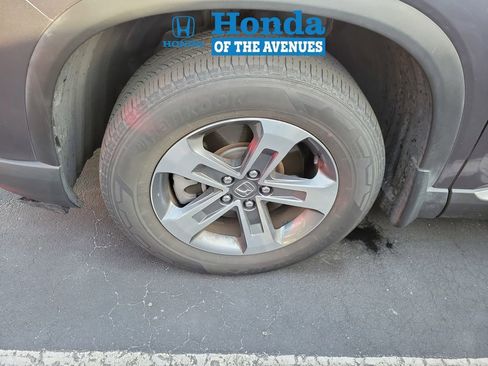 Used 2023 Honda Pilot EX-L image 4