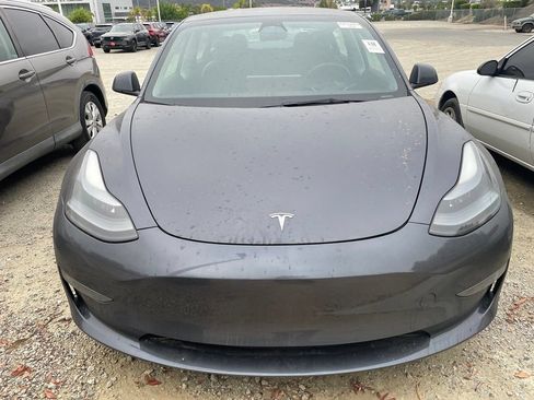 Used 2023 Tesla Model 3 Standard Range RWD image 3
