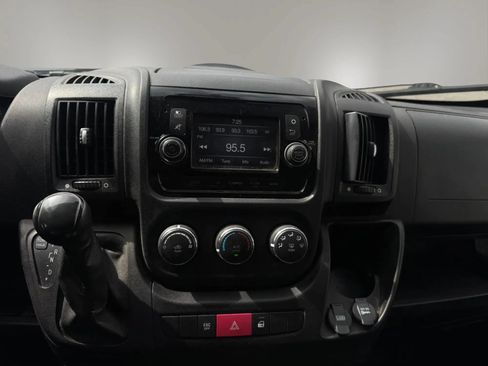 Used 2018 RAM ProMaster 2500 FWD image 14
