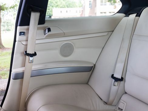 Used 2011 BMW 335is Coupe image 26
