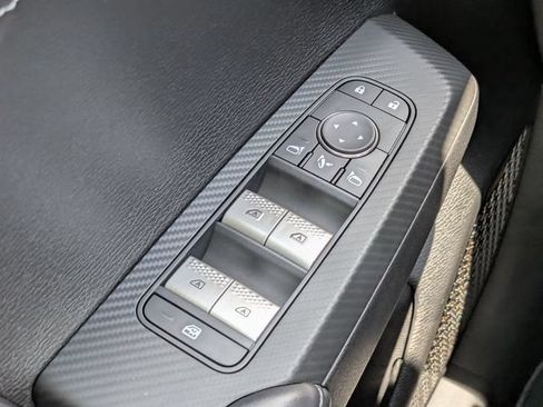 New 2026 Mitsubishi Outlander SE FWD image 24