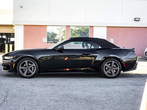 Used 2024 Ford Mustang Premium image 8