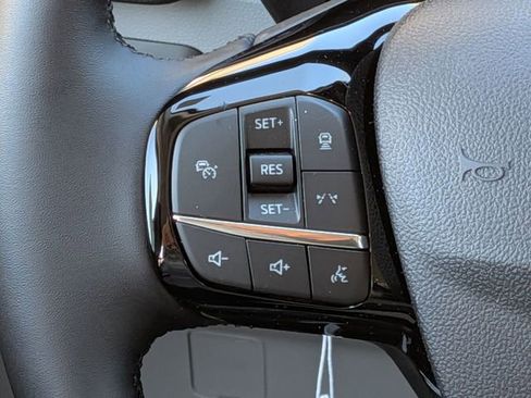 New 2026 Ford Escape SE image 19