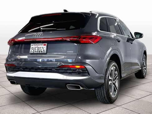 Certified 2025 Audi Q5 Premium w/ Convenience Package AWD/4WD image 15