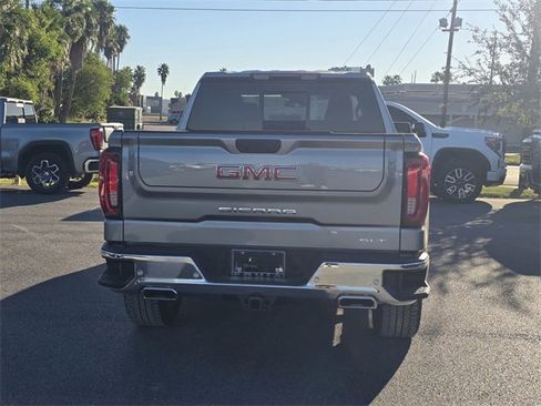 New 2026 GMC Sierra 1500 SLT image 6