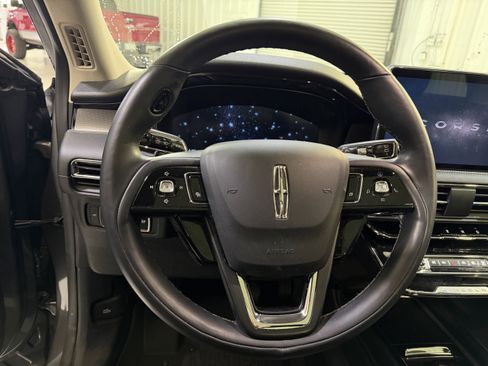Used 2024 Lincoln Corsair Reserve w/ Equipment Group 201A FWD image 13