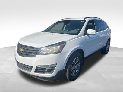 Used 2017 Chevrolet Traverse LT