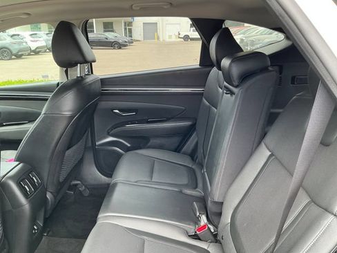 Used 2022 Hyundai Tucson Limited FWD image 14