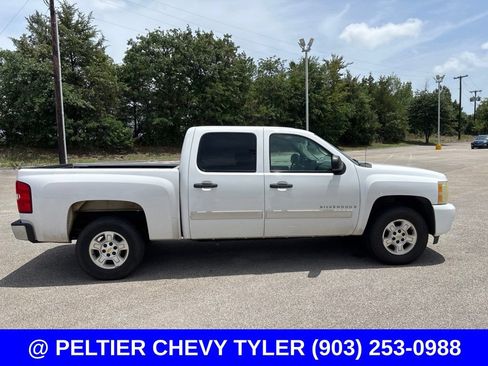 Used 2009 Chevrolet Silverado 1500 LT w/ Power Pack Plus RWD image 9