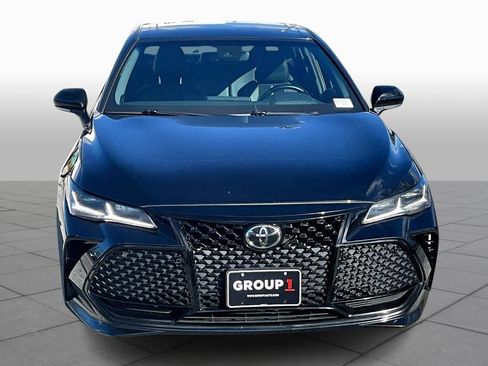 Used 2019 Toyota Avalon Touring image 3