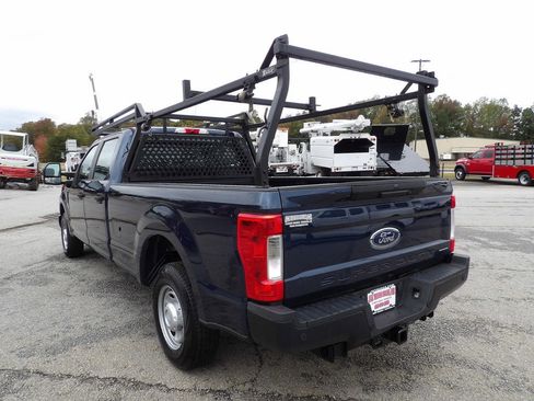 Used 2019 Ford F250 XL w/ Power Equipment Group image 5