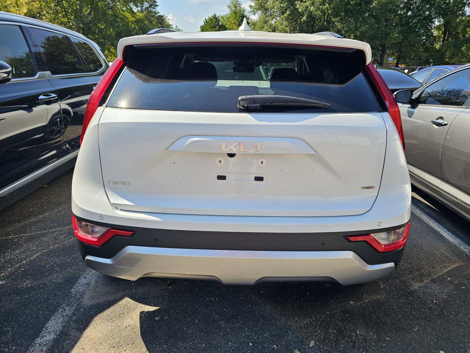 Used 2023 Kia Niro EX FWD image 12
