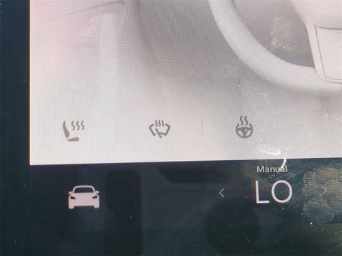 Used 2023 Tesla Model Y Performance image 26