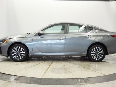 Used 2023 Nissan Altima 2.5 SV w/ SV Premium Package