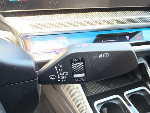 Used 2025 BMW 760i xDrive w/ Executive Package AWD/4WD image 47