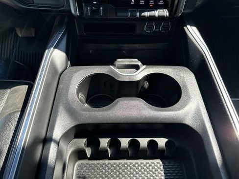 Used 2023 RAM 1500 Laramie AWD/4WD image 33