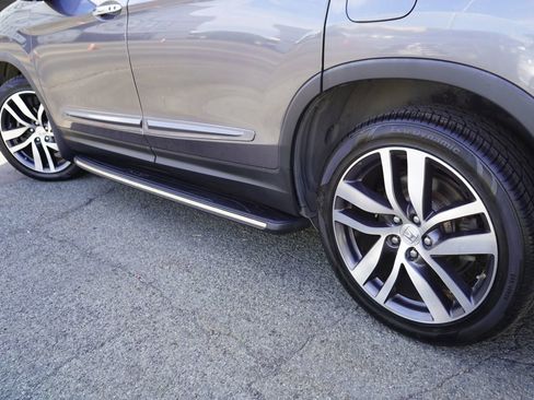Used 2016 Honda Pilot Touring image 6
