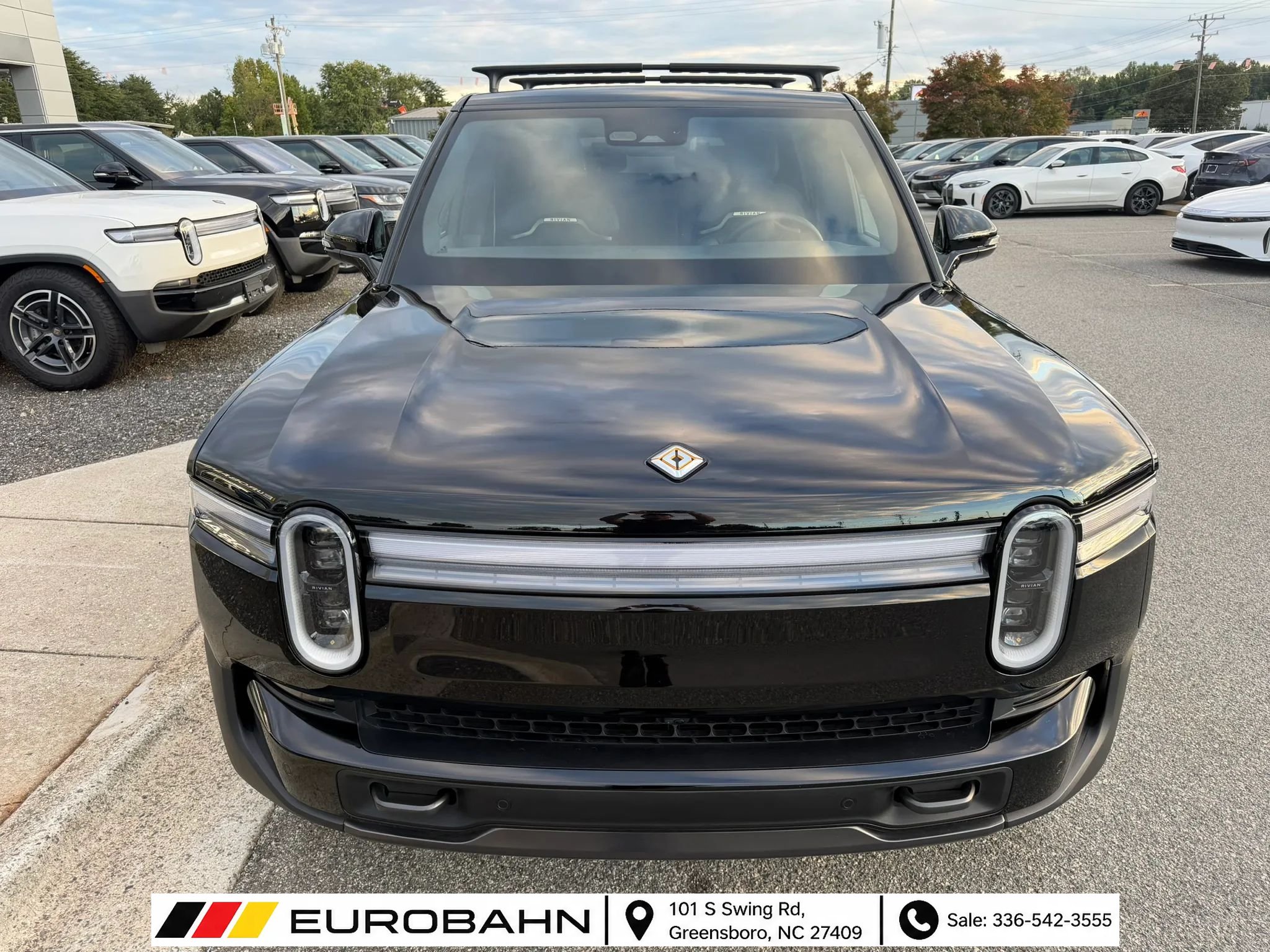 Used 2025 Rivian R1S Adventure Dual AWD/4WD image 23