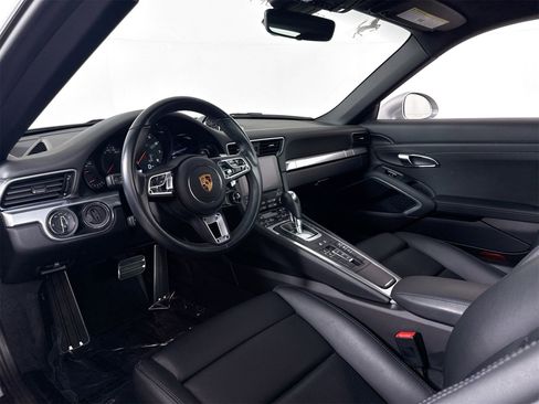 Used 2017 Porsche 911 Carrera image 20