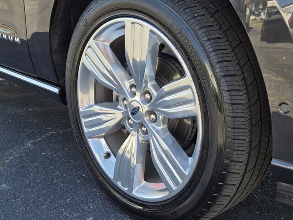Certified 2024 Ford Expedition Platinum AWD/4WD image 24