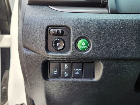 Used 2020 Honda Ridgeline Sport image 19