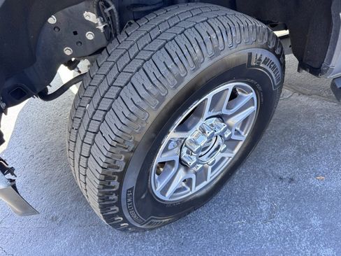 Used 2024 Ford F250 Lariat image 15