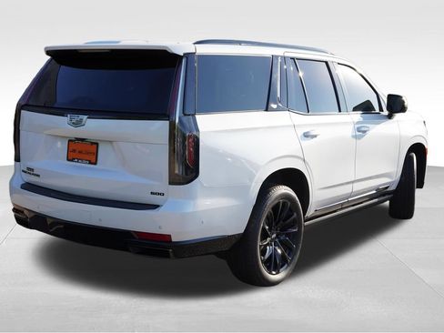 Certified 2022 Cadillac Escalade Sport w/ Touring Package AWD/4WD image 5