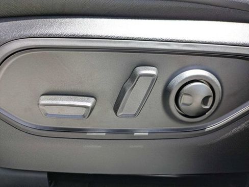 New 2026 Jeep Cherokee Limited AWD/4WD image 19