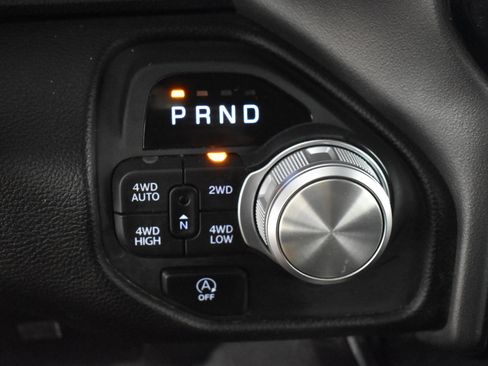 Used 2025 RAM 1500 Laramie image 28