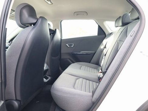 New 2025 Kia K4 EX image 24