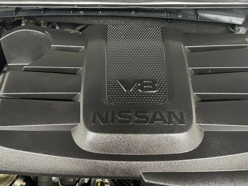 Used 2023 Nissan Titan Platinum Reserve w/ Moonroof Package AWD/4WD image 10
