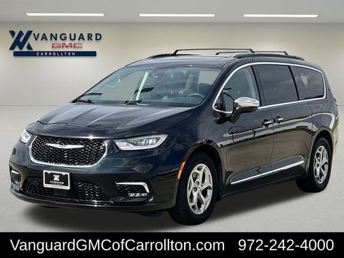 Used 2022 Chrysler Pacifica Limited image 5