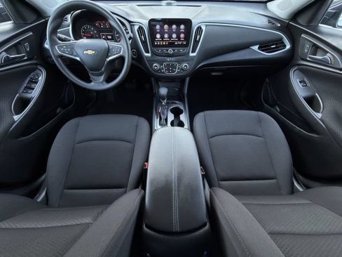 Used 2023 Chevrolet Malibu LT FWD image 10