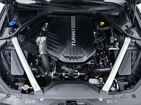 Used 2025 Genesis G70 3.3T Advanced image 3