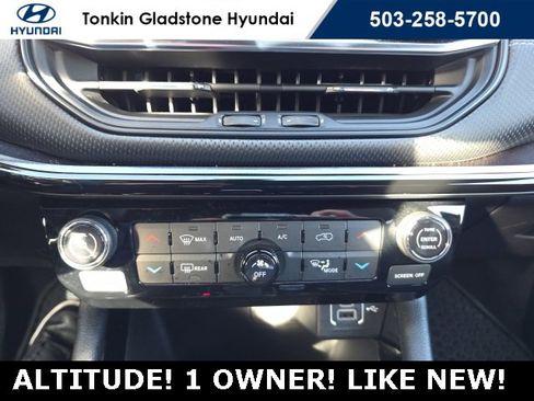 Used 2023 Jeep Compass Altitude w/ Sun and Sound Group image 18