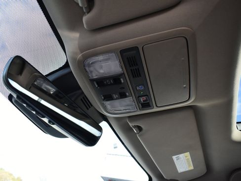 Used 2019 Honda Pilot Touring image 47