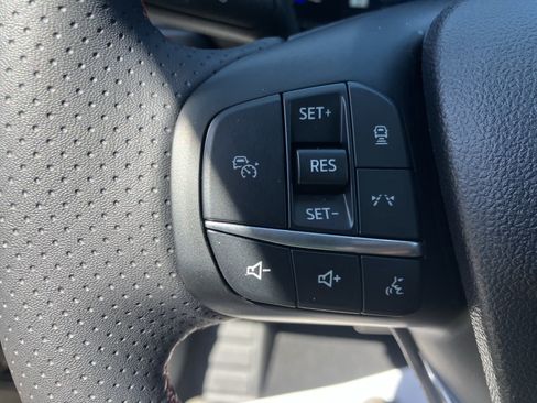 Used 2023 Ford Escape ST-Line w/ Tech Pack #1 AWD/4WD image 26