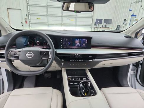 Used 2025 Nissan Murano SL w/ Cargo Package AWD/4WD image 26
