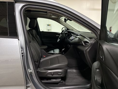Used 2023 Buick Encore GX Essence w/ Experience Buick Package AWD/4WD image 22