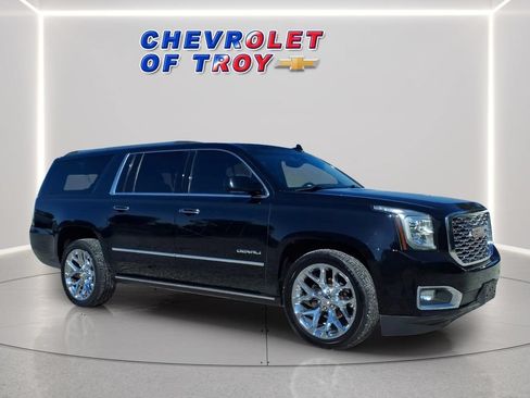 Used 2020 GMC Yukon XL Denali w/ Denali Ultimate Package AWD/4WD image 1
