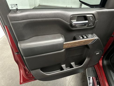 Used 2019 Chevrolet Silverado 1500 High Country image 21