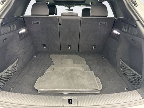 Used 2025 Audi Q5 2.0T Premium image 19