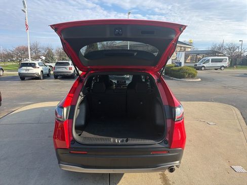 Used 2025 Honda HR-V Sport image 41