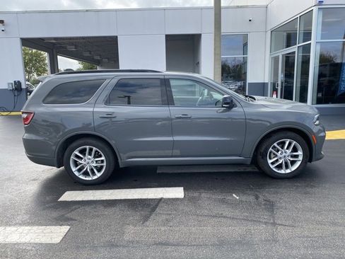 Used 2024 Dodge Durango GT image 9