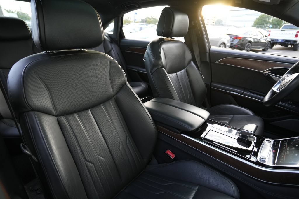 Used 2021 Audi A8 L 4.0T AWD/4WD image 36