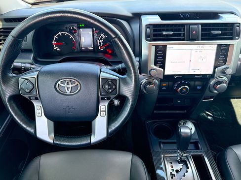 Used 2023 Toyota 4Runner SR5 Premium image 18