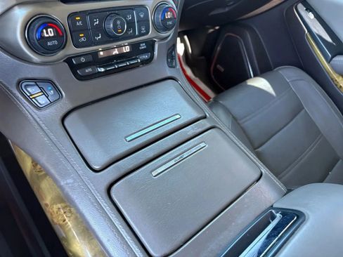 Used 2017 GMC Yukon Denali w/ Open Road Package image 35