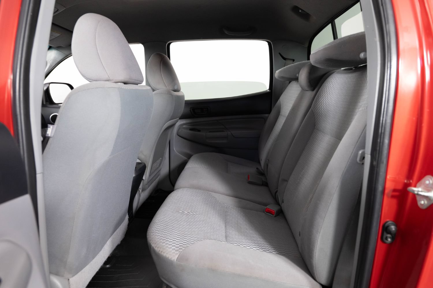 Used 2015 Toyota Tacoma 4x4 Double Cab w/ SR5 Package image 17