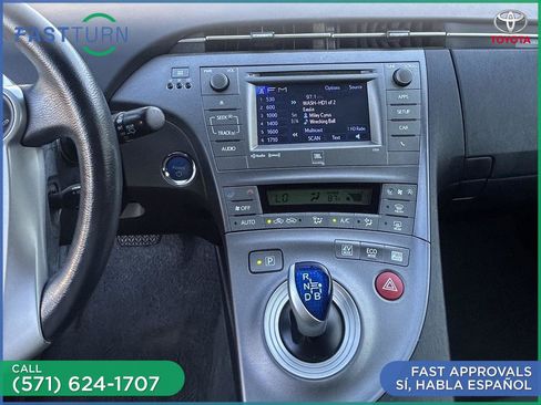 Used 2014 Toyota Prius Four FWD image 23